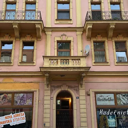 Lilly Apartment *